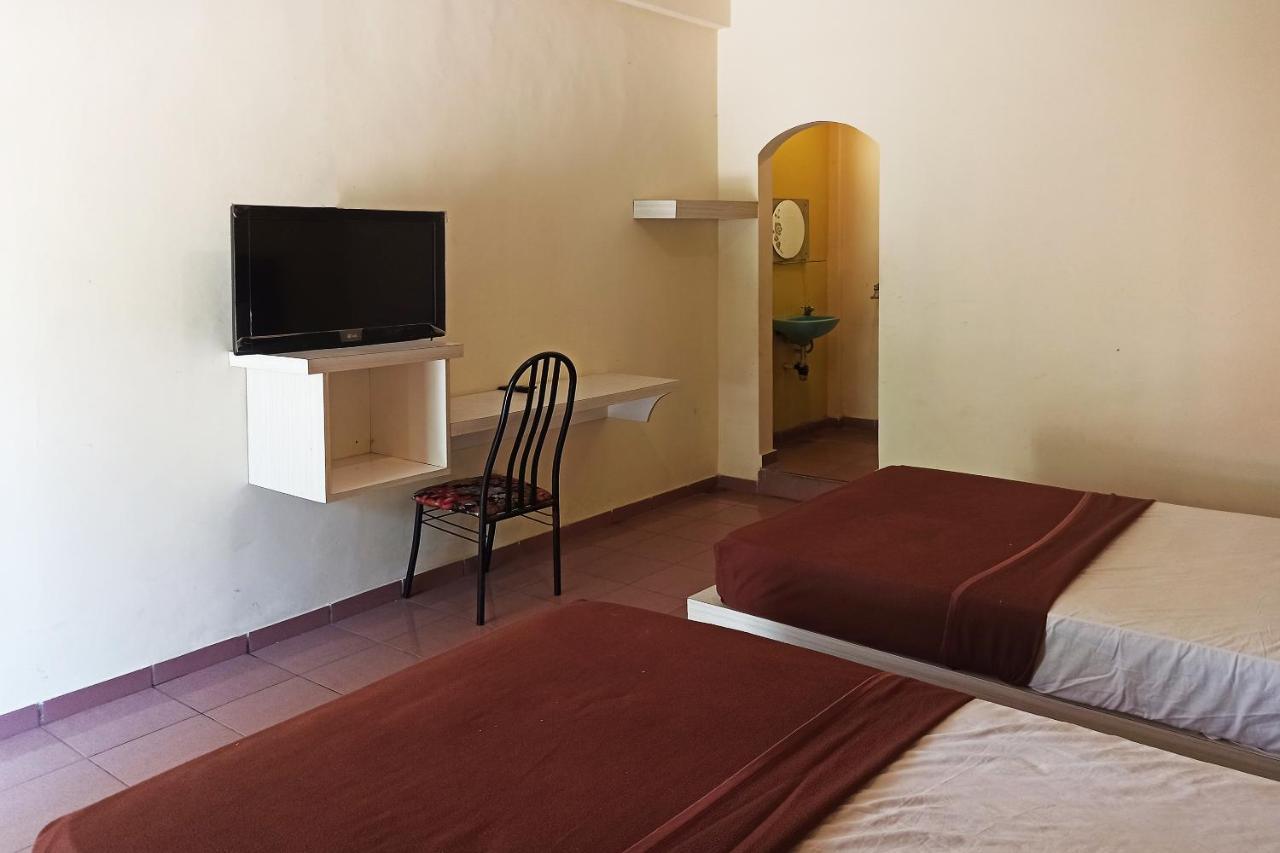 Oyo 3983 Balong Kuring Syariah Pringsewu Hotel Бандар Лампунг Екстериор снимка